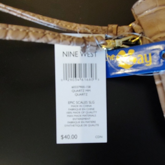 🪁2/$40 Nine West Scales Large Wristlet Quartz - Picture 5 of 5